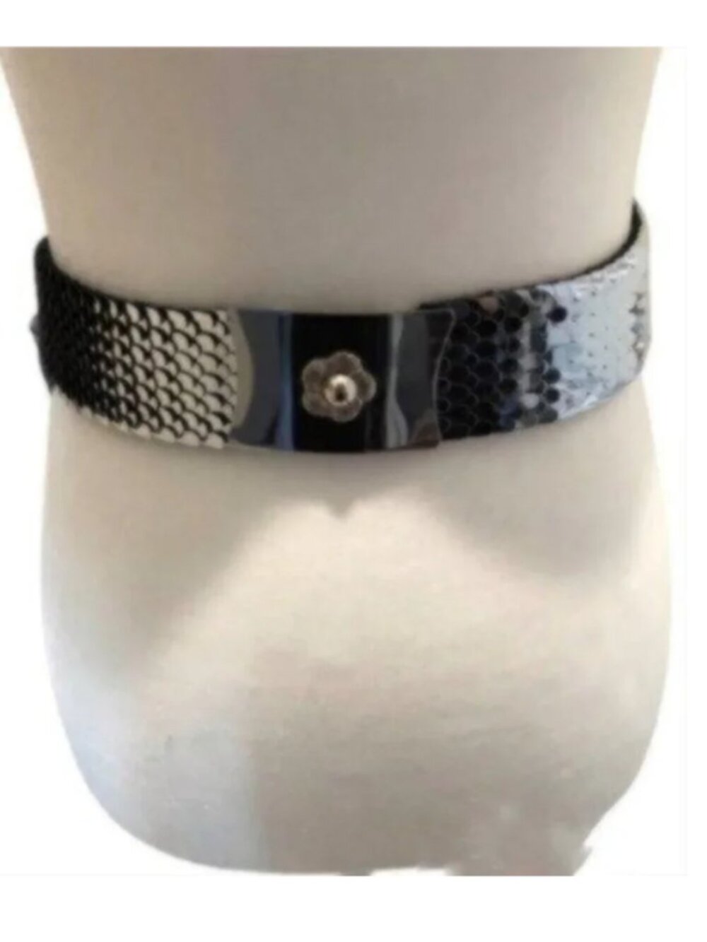 Vintage Silver Toned Shiny Stretchy Belt